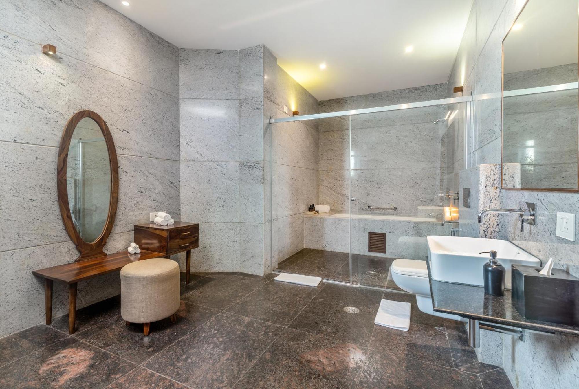 Отель Naad Wellness Сонипат Экстерьер фото
